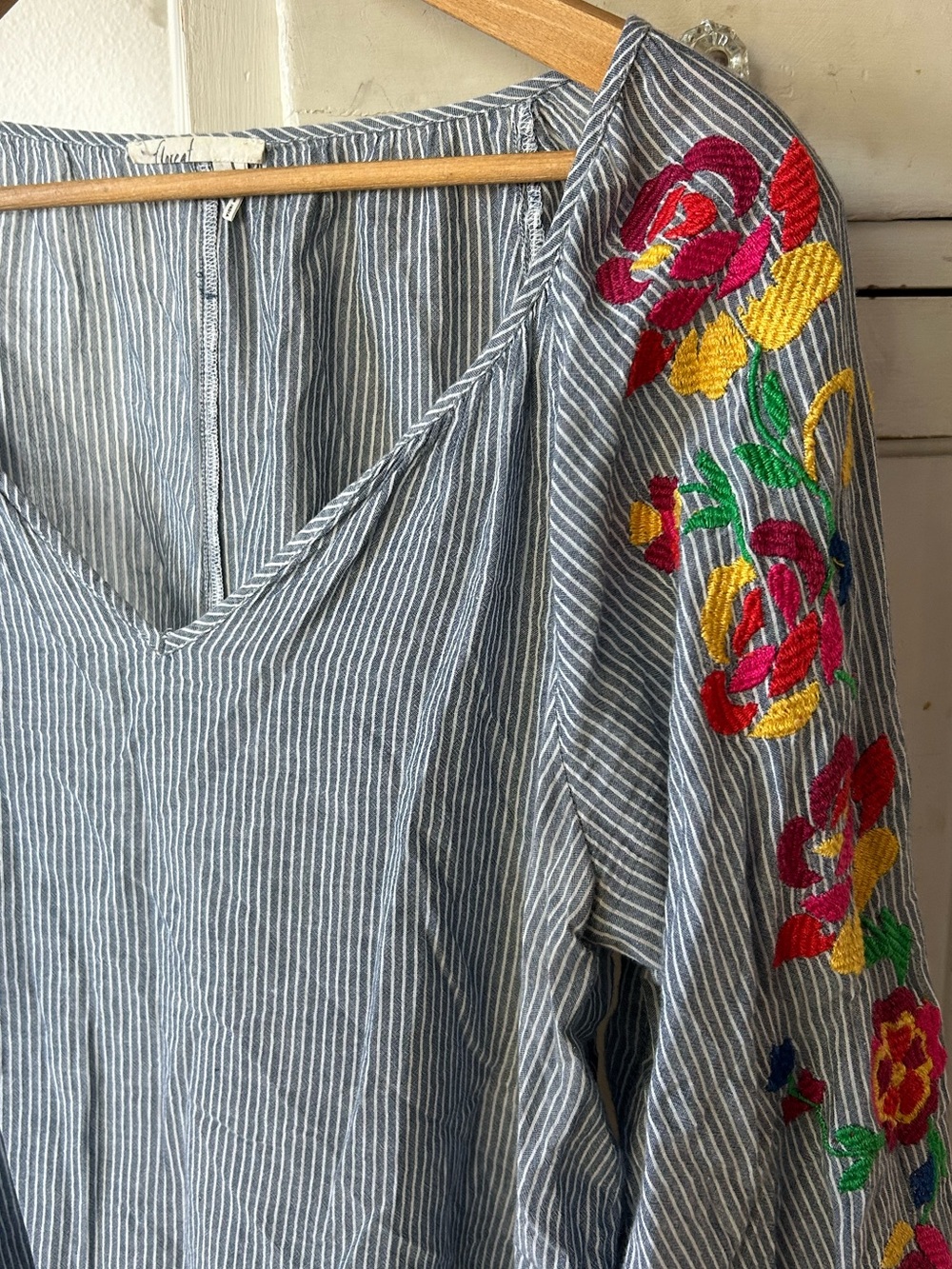 Anthropologie Floreat | Womens Blue/White Striped VNeck Embroidered Sleeve Top L - Picture 6 of 16